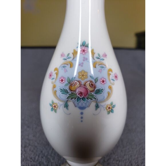 Bud Vase Vintage 1981 Royal Doulton(U.K) Juliet Bud Vase English Fine Bone China - Picture 4 of 5
